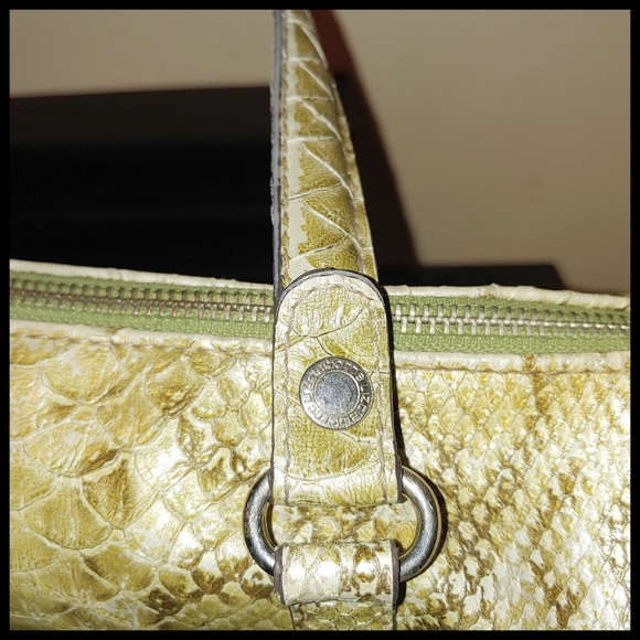 Liz Claiborne Green Snakeskin Print Handbag - Picture 5 of 10